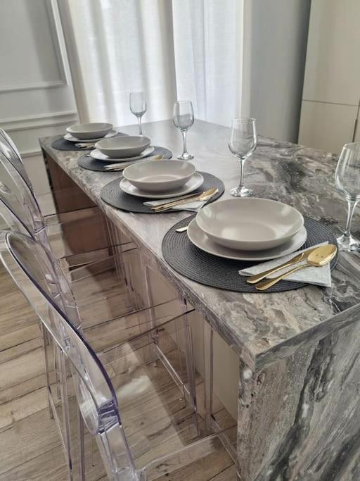 Central Park Apartments Bjelovar Bagian luar foto